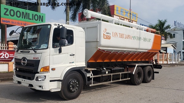 Xe bồn chở thức ăn chăn nuôi hino 26 khối 