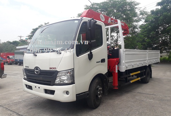 Xe cẩu tự hành 3 tấn - Hino xzu730