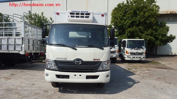 Xe tải hino 1,9 tấn thùng đồng lạnh - xzu 650 thùng đông lạnh