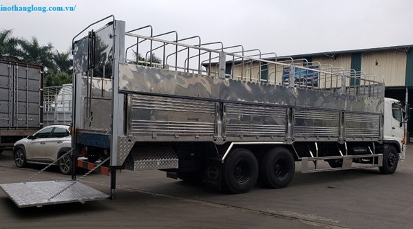 XE TẢI 15 TẤN HINO THÙNG MUI BẠT BỬNG NÂNG