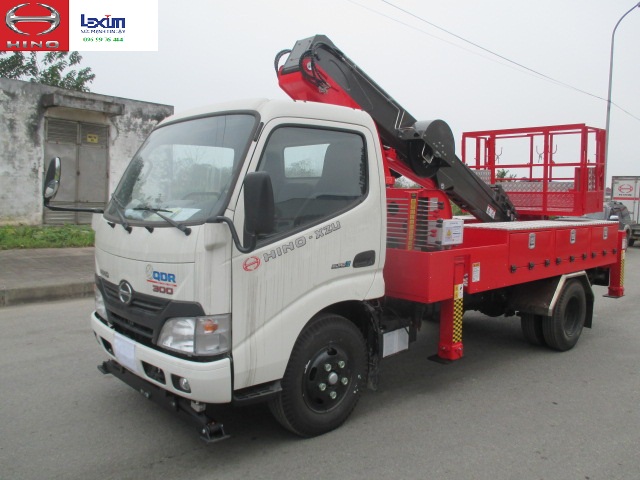 xe nâng người làm việc trên cao - Atom 180 VL 