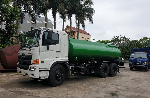 Xe phun nước rửa đường hino 14 khối