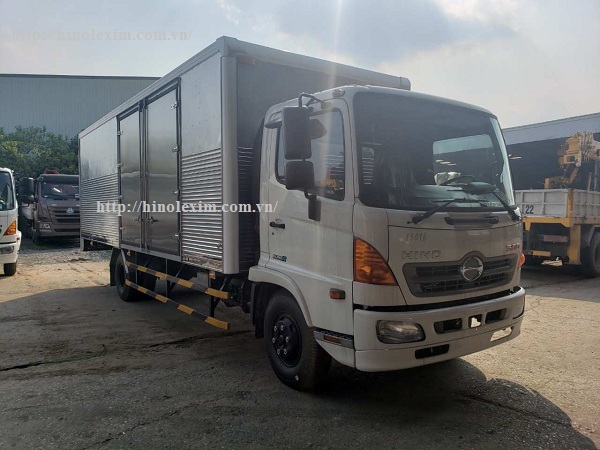 Xe tải 6,4 tấn hino thùng kín 6,8m- model fc9jltc